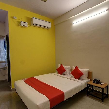 Oyo Flagship 36650 Tristar Inn Коимбаторе Стая снимка